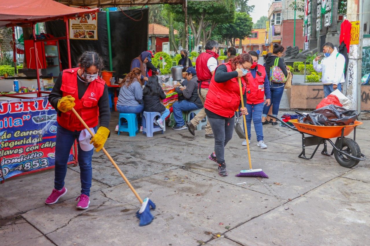 Con Jornadas de Limpieza mejoramos nuestro entorno urbano: JTRB, en Chimalhuacan 