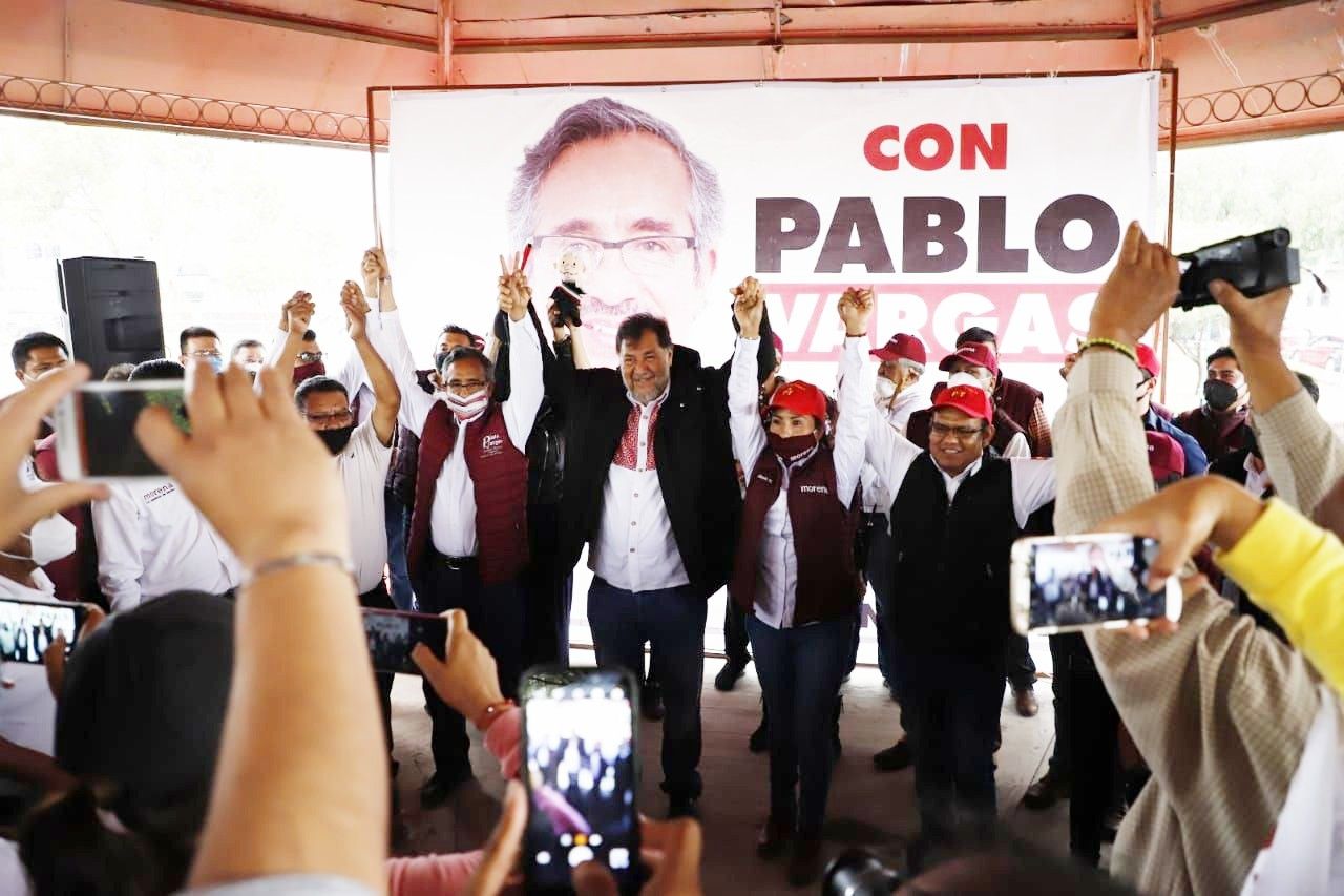 Gerardo Fernández Noroña visitó Pachuca para apoyar al candidato Pablo Vargas 