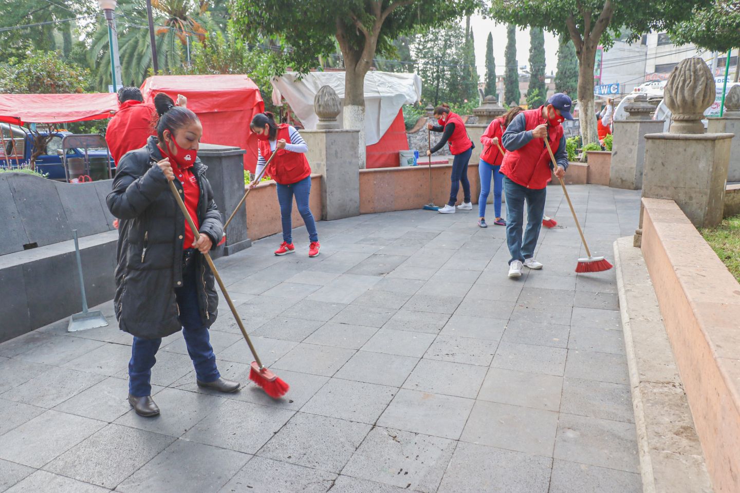 Con Jornadas de Limpieza mejoramos nuestro entorno urbano: JTRB