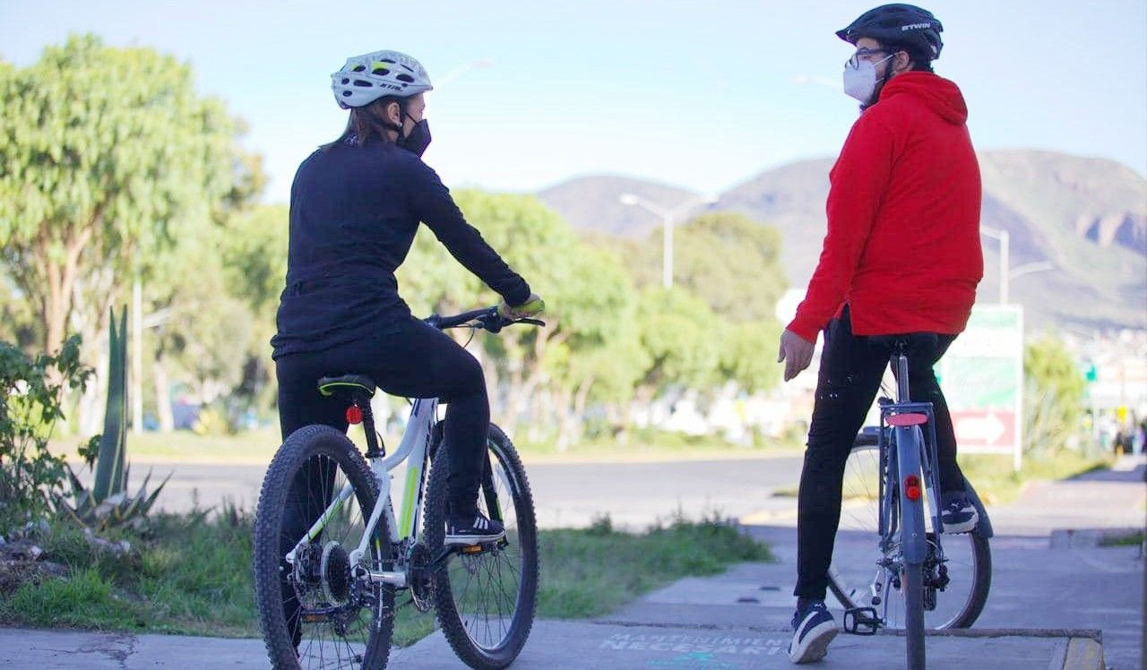 Mejorar el transporte y dar mejor seguridad al rodaje de bicicletas, propone Darina Márquez de Nueva Alianza en Pachuca 