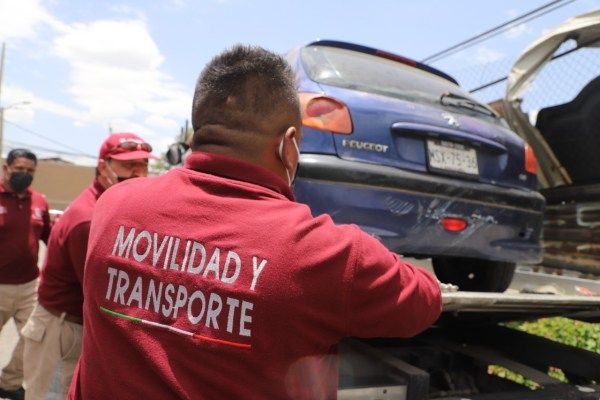 Rescatan más de #3 mil automóviles averiados con #programa de grúas gratuitas en Ecatepec

