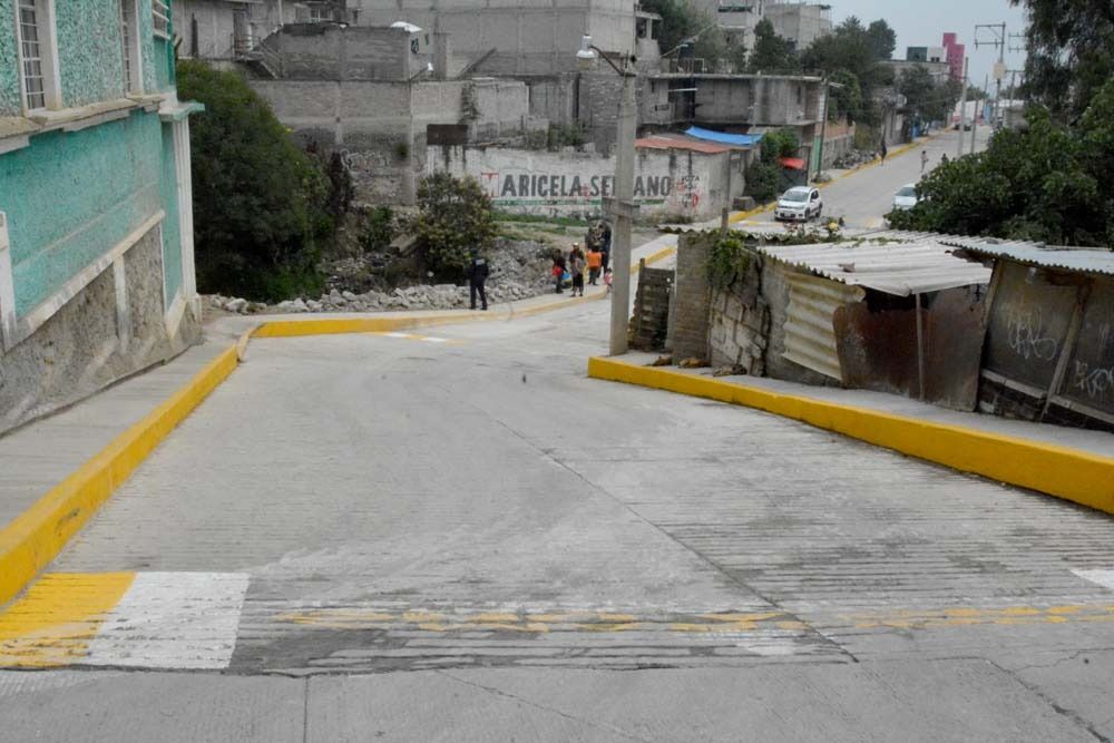 #En Ixtapaluca levantan bandera blanca en la pavimentación de calles en la colonia Escalerillas: Maricela Serrano