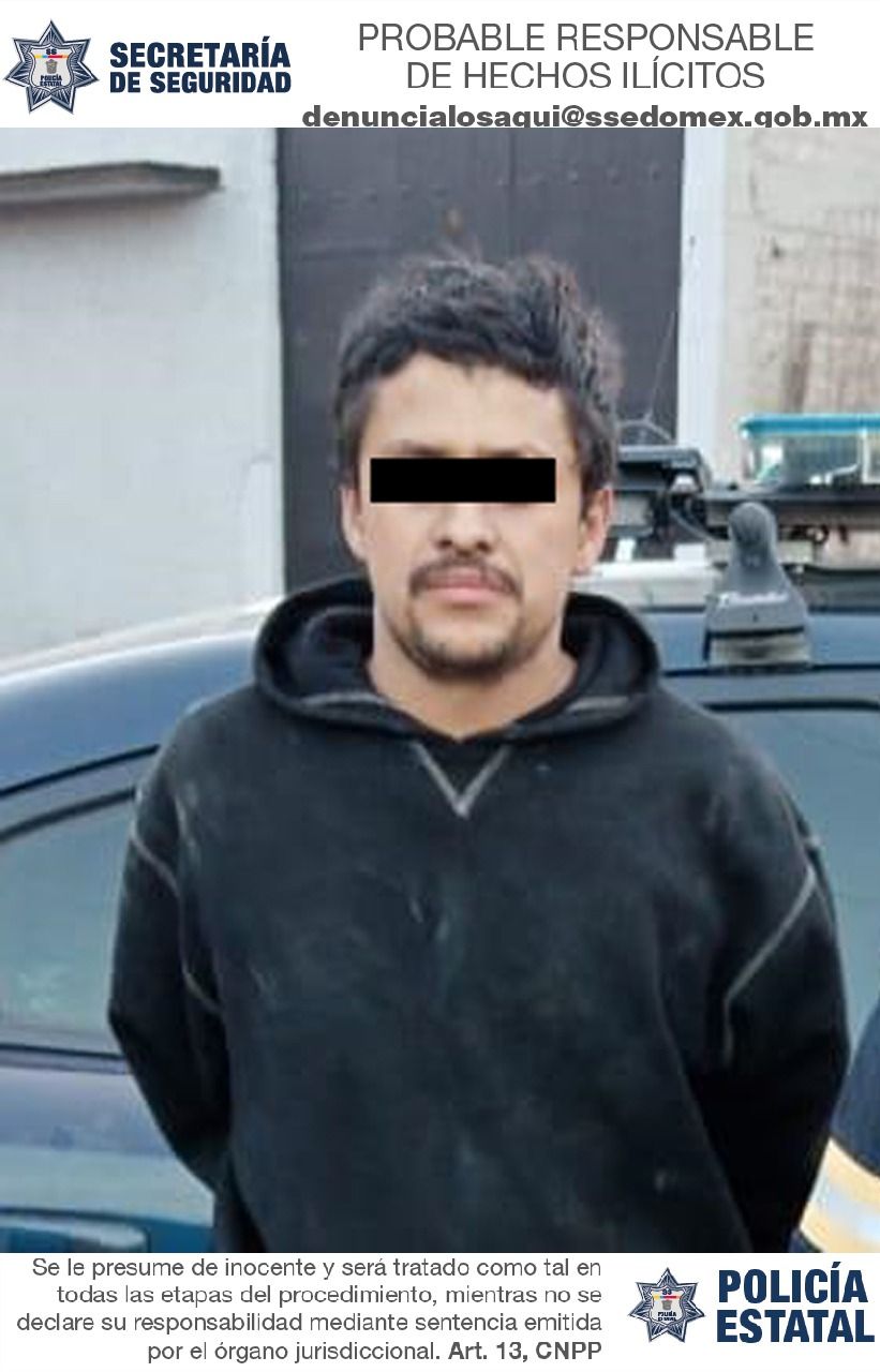 
#Policías estatales detienen a un sujeto que tenía la placa de un coche reportado  robado en Chalco
