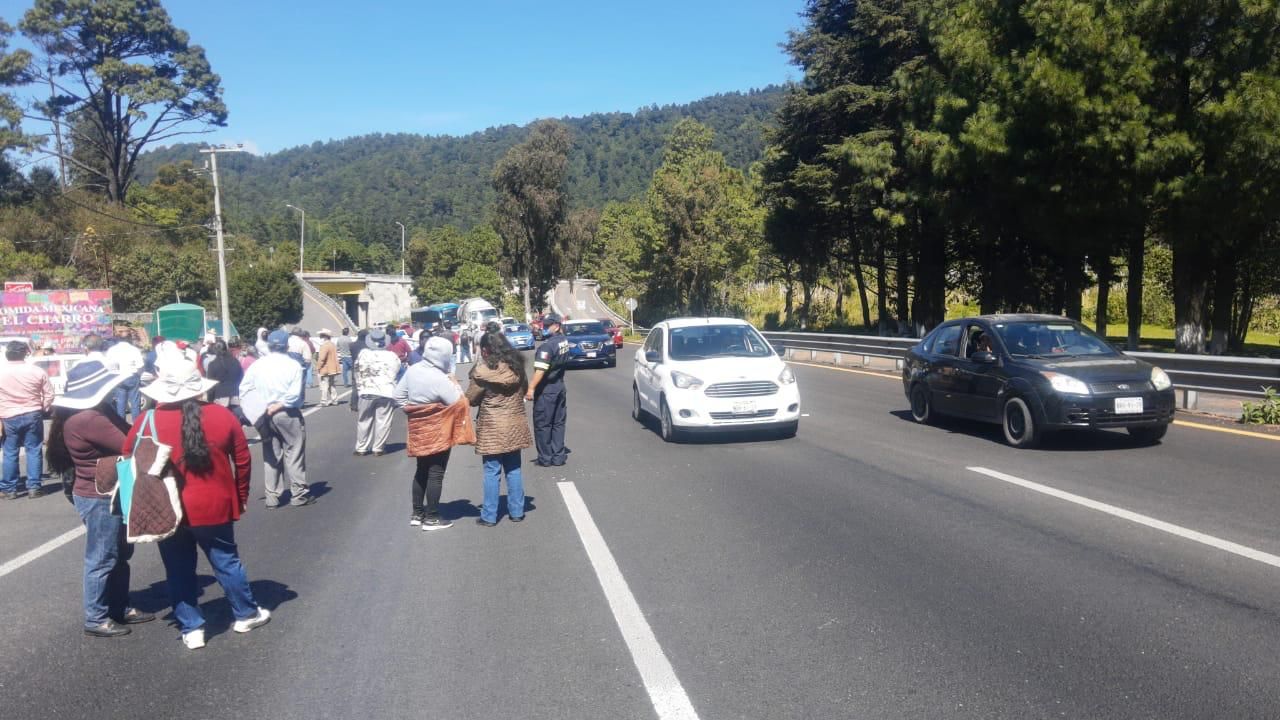 Liberan caseta de peaje en Tepotzotlán, en la autopista México Querétaro y tramo de la carretera federal Toluca-México 