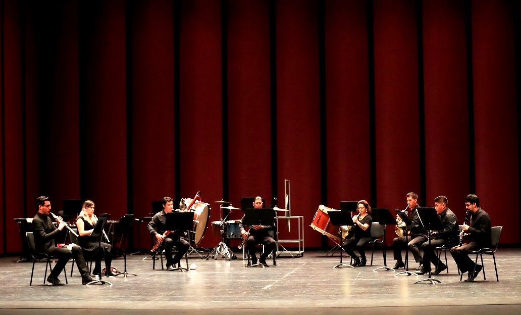 La Orquesta Filarmónica Mexiquense cautiva con interpretación de las fanfarrias de Aarón Copland y Joan Tower