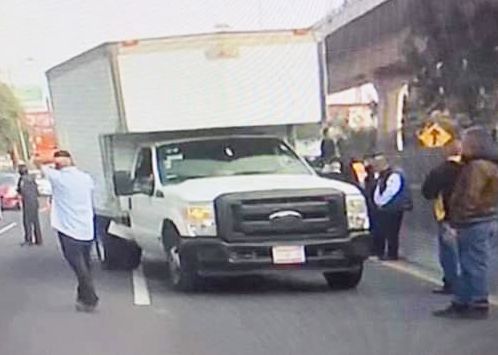 Asesinan a hombre en intento de asalto a transporte de carga, en Cuautitlán Izcalli