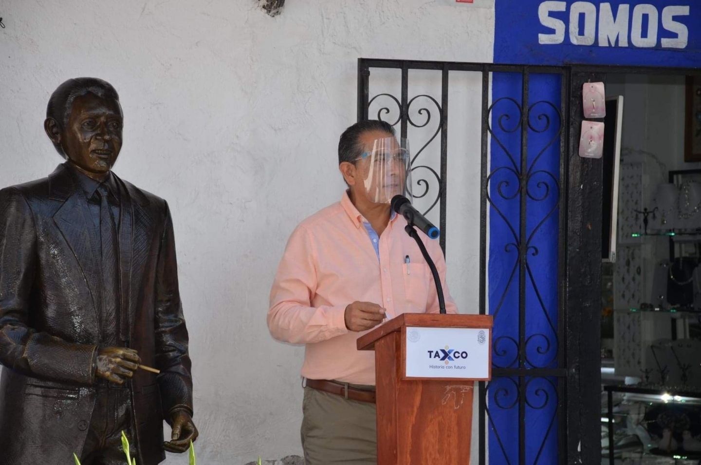 Gobierno de Taxco conmemora el CXI Aniversario del natalicio del cantautor taxqueño ’Raful Krayem Sánchez’.