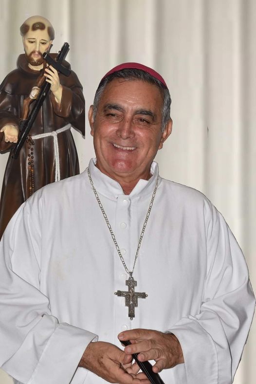 
El obispo Salvador Rangel es trasladado a Cuernavaca para su atención médica por Covid 19