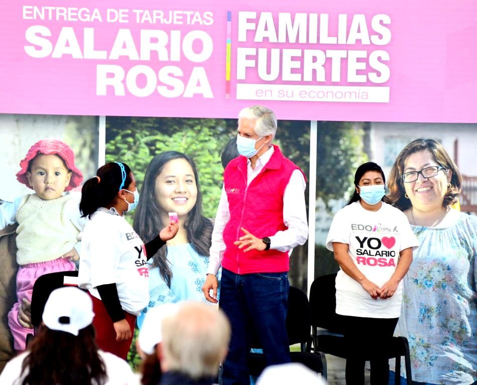 Alfredo del Mazo indica que el Salario Rosa apoya la economía de más de 320 mil jefas de familia mexiquenses, quienes cuentan con mejores alternativas de superación 