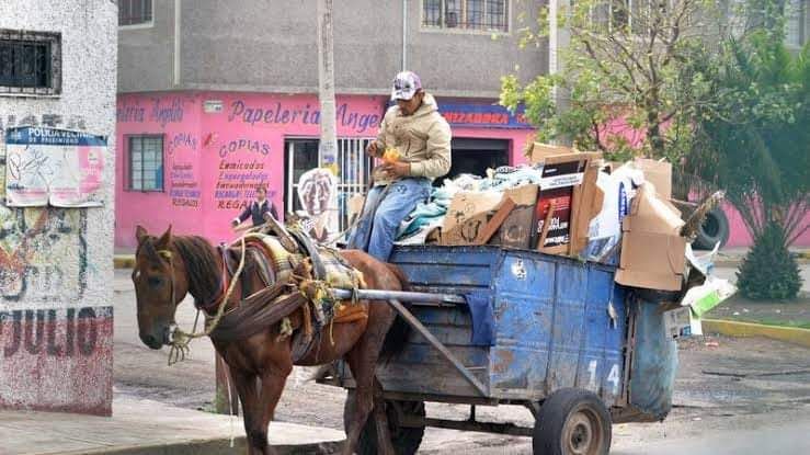 DESAPARECEN 3 MILLONES DE PESOS DE LAS ARCAS MUNICIPALES. Del Municipio de los Reyes la Paz 