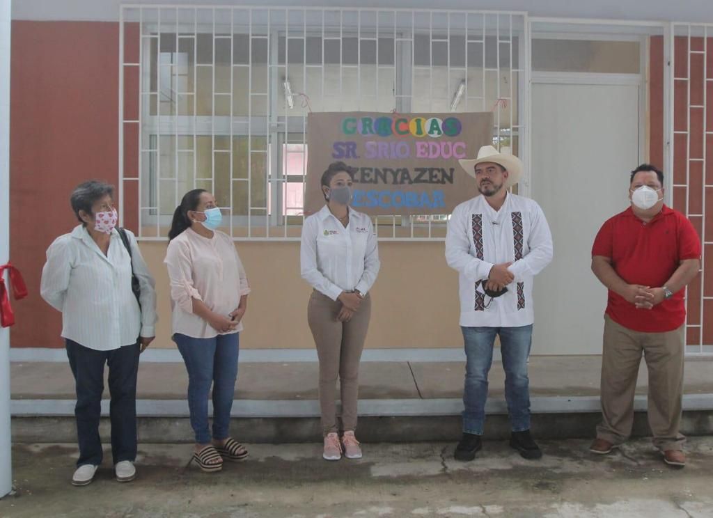 Responde SEV añeja demanda de aulas dignas en Telesecundaria de Amatitlán
