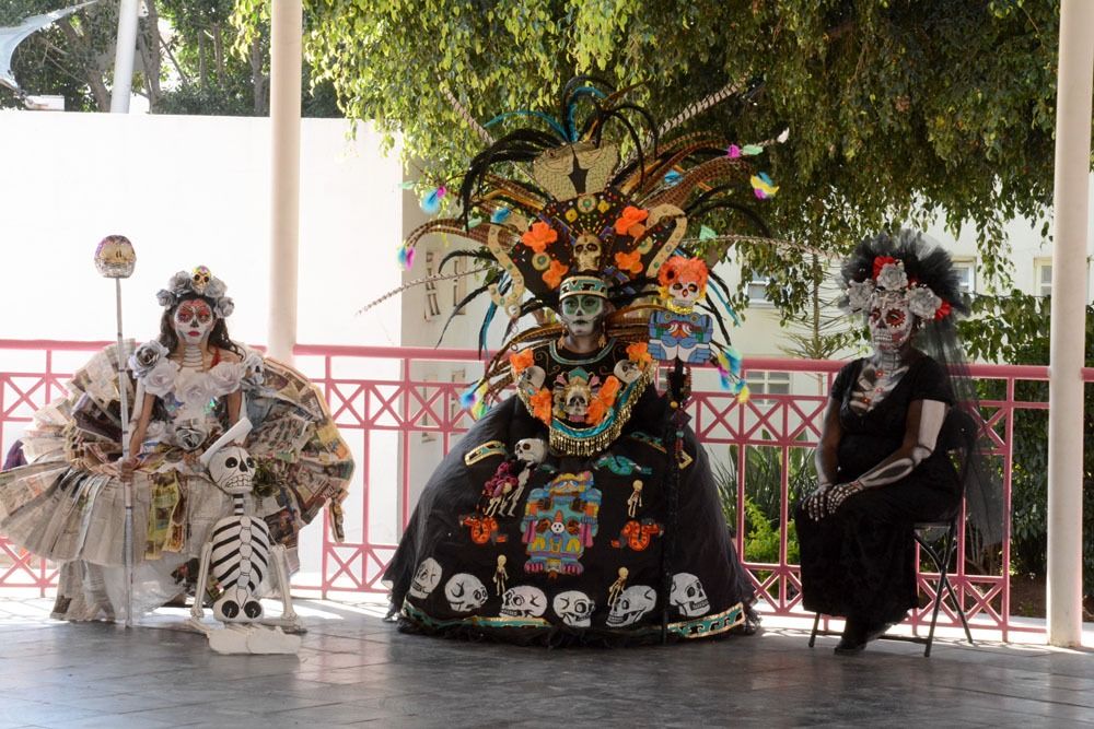 El gobierno de  Ixtapaluca premia a ganadores del  concurso de Día de Muertos#