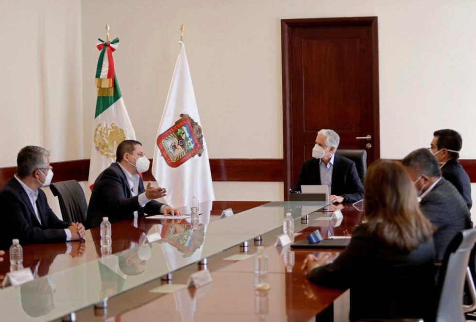 Se reúne Alfredo del Mazo con dirigentes comerciales para garantizar óptimo desarrollo de el Buen Fin 2020