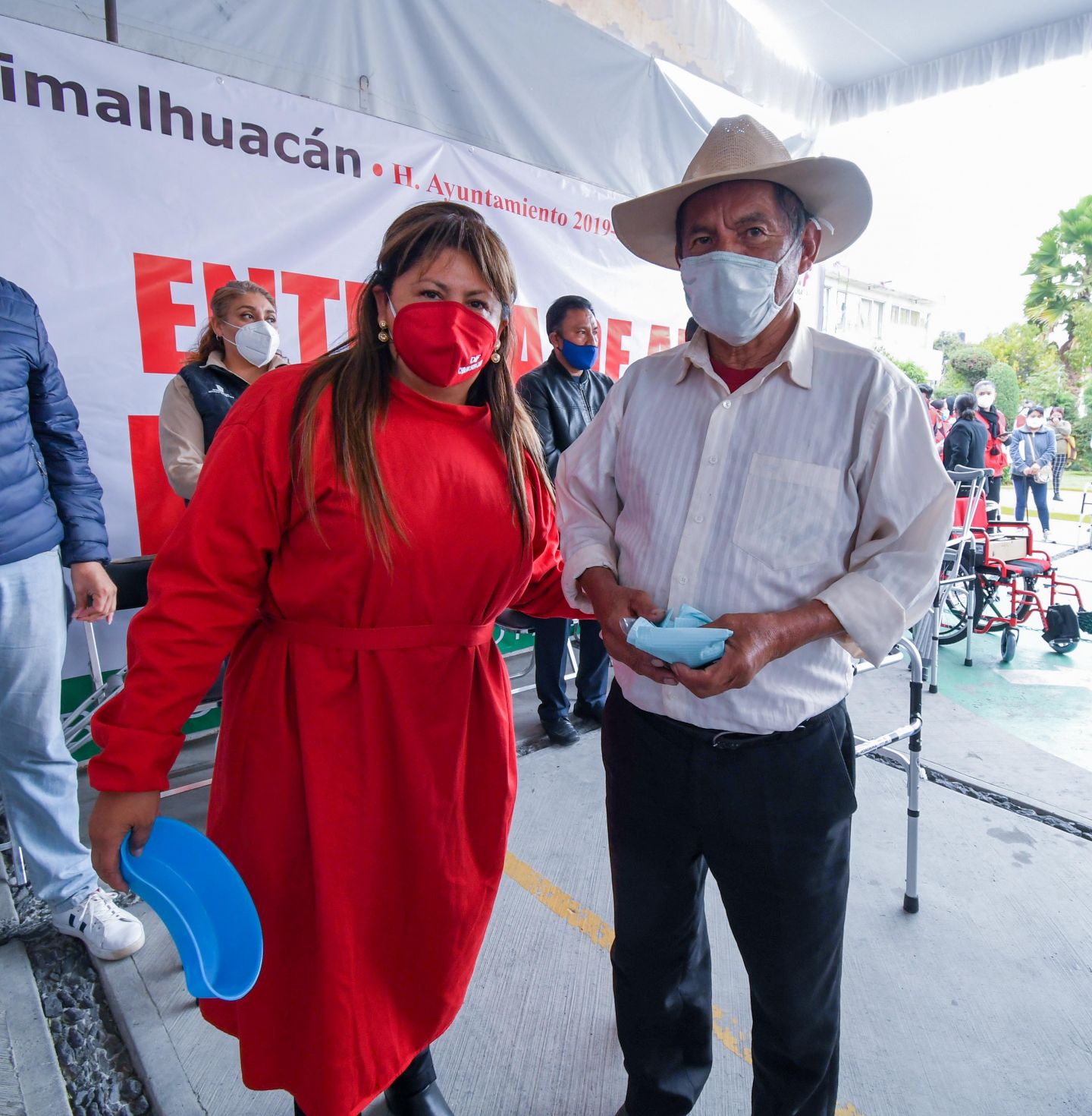 
#El gobierno de Chimalhuacán entrega apoyos a adultos mayores y personas con discapacidad