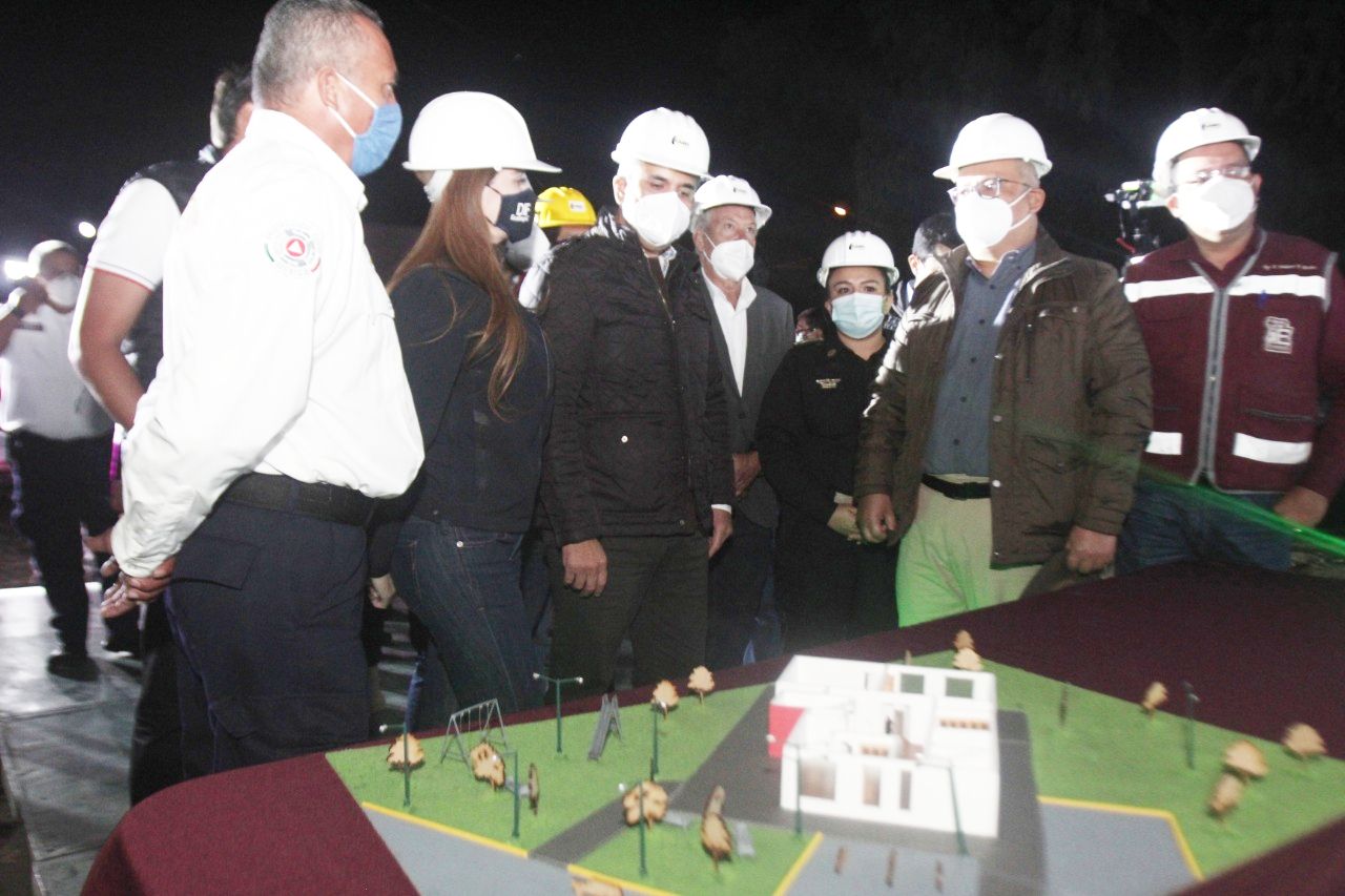 Ecatepec construye base de bomberos
