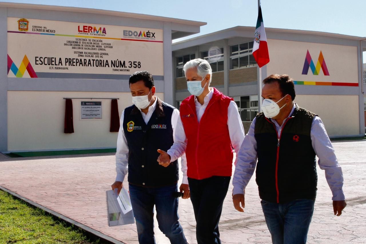 Entrega el gobernador Alfredo del Mazo #dos planteles de educación media superior en Lerma y #salario rosa a amas de casa de la entidad mexiquense 