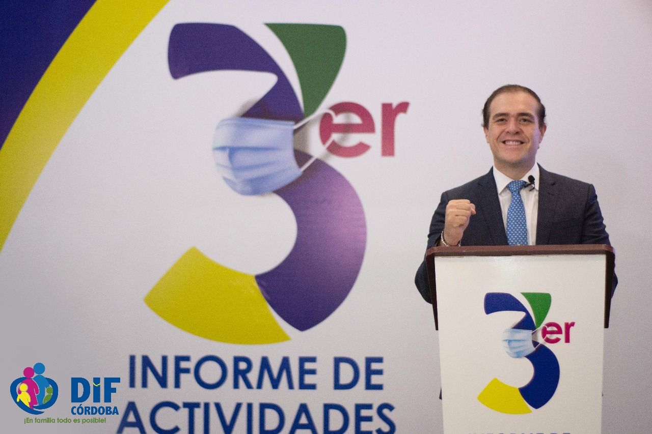 
Rinde presidente del DIF Córdoba 3er. Informe de Actividades Especial COVID