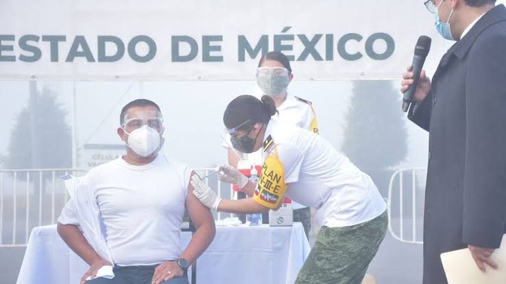 Salud del Edoméx responde  a acusación de López Obrador referente a vacunación de familiares de Director de Hospital