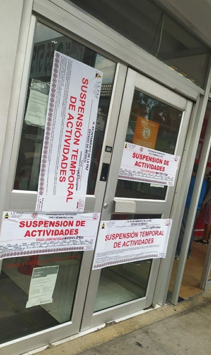 Por no respetar los protocolos de sanidad decretados a nivel federal y estatal, en La Paz autoridades municipales suspenden actividades en el banco Santander
