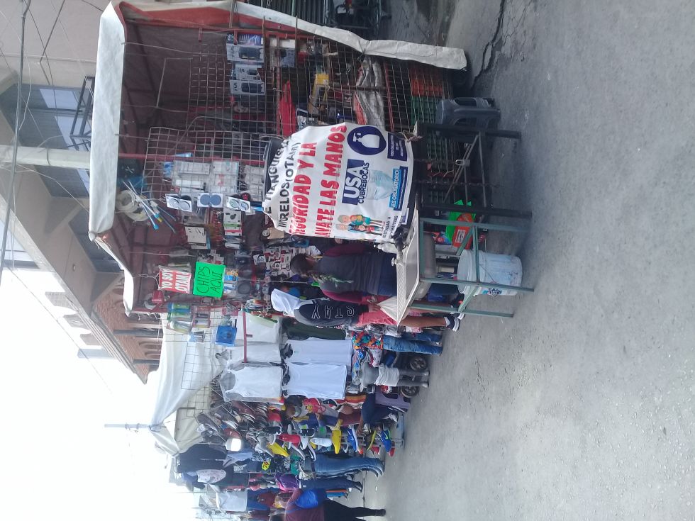 Luis Cerda Ceron y comerciantes del #tianguis de la Avenida Morelos  realizarán este próximo miércoles los trabajos de #sanitización y pinta de este lugar de La Paz 