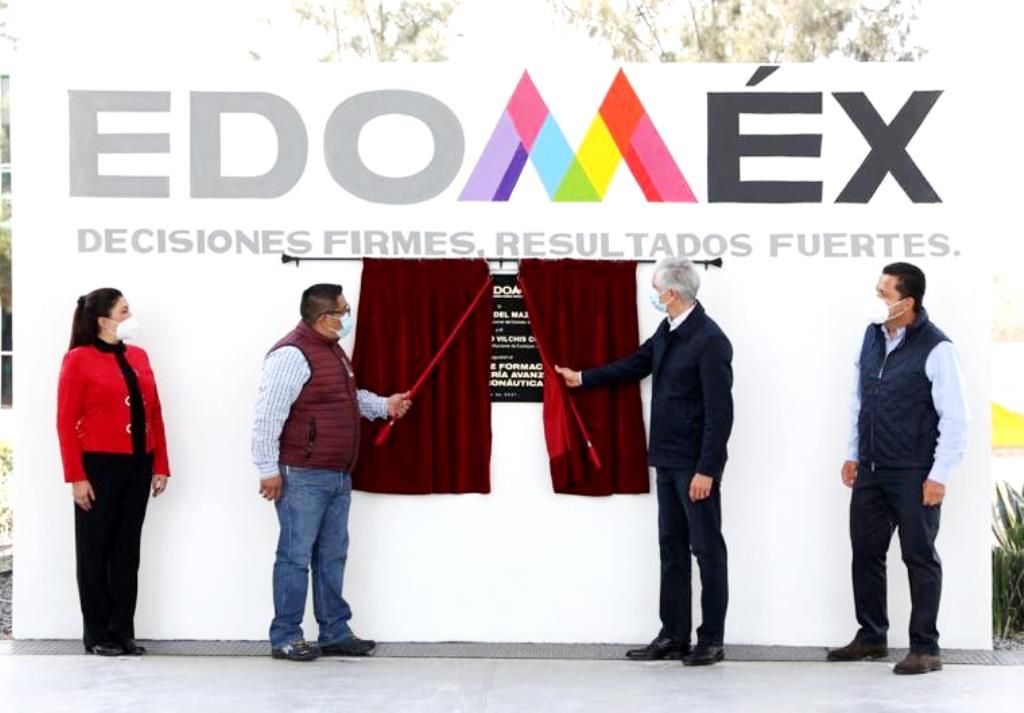 Alfredo del Mazo entrega Centro de Formación de Ingeniería Avanzada en Aeronáutica del Tecnológico de Estudios Superiores de Ecatepec 