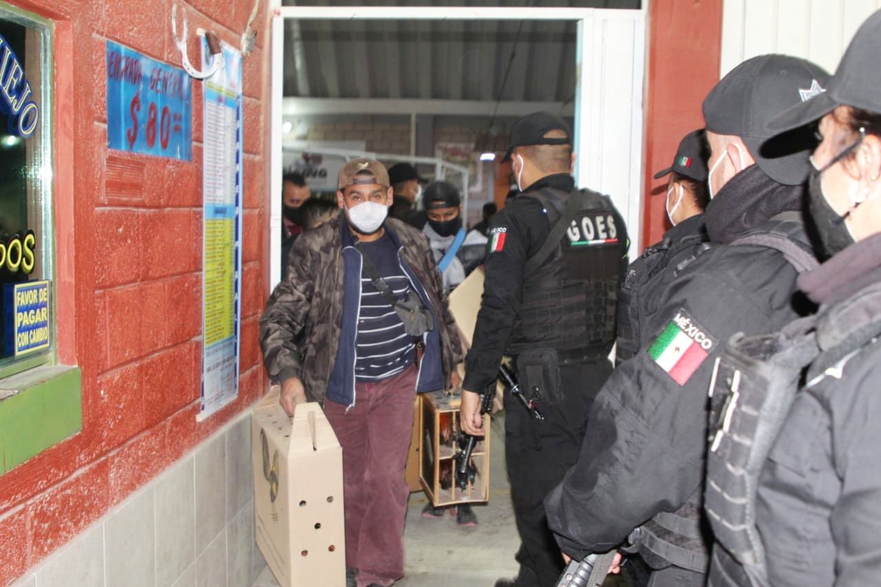 En Ecatepec suspenden palenque y desalojan a más de 60 asistentes