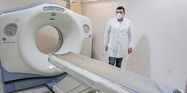 Gobierno municipal adquiere tomografo para equipar Hospital 90 Camas