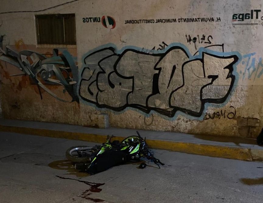 Muere en accidente de moto una pareja de jóvenes en Tlapa