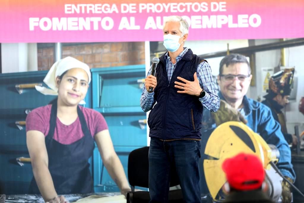 Alfredo del Mazo pone en marcha el Programa Proyectos de Fomento al Autoempleo en Apoyo a Pequeños Comercios 