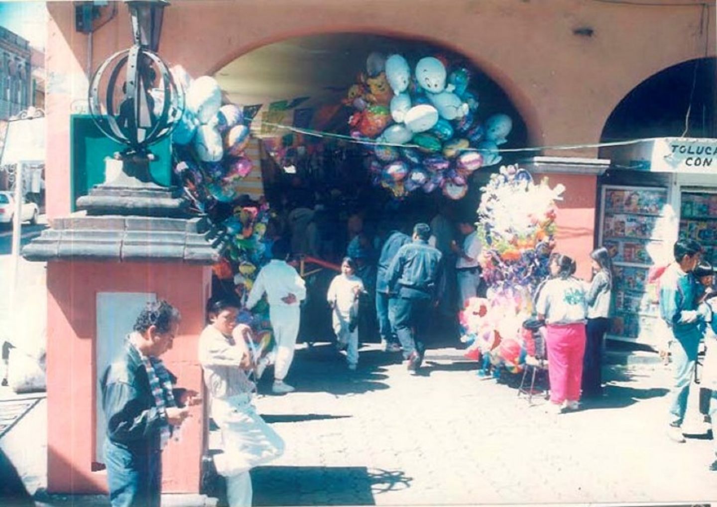 Son portales de Toluca sitio emblemático de la capital mexiquense 