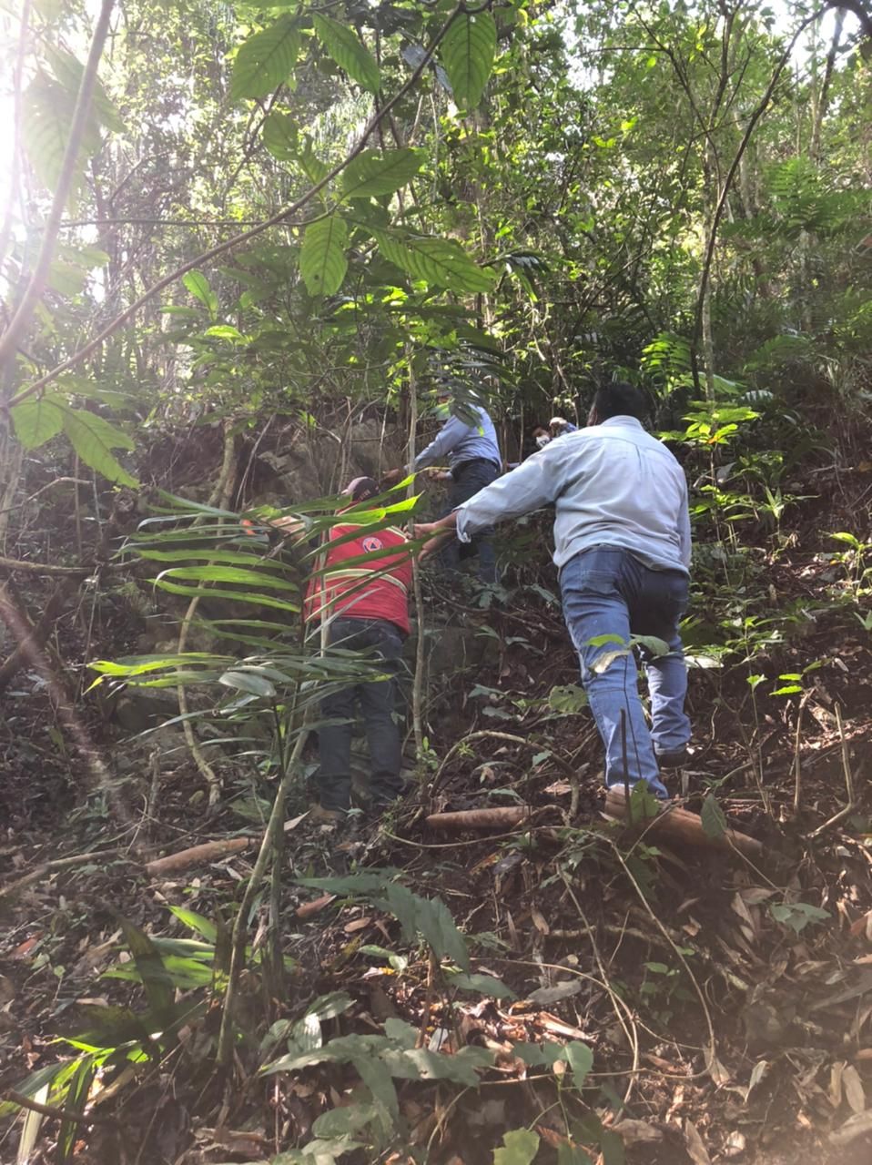 Protección Civil retirará roca que pone en riesgo a familias de Barranca de San Miguel
