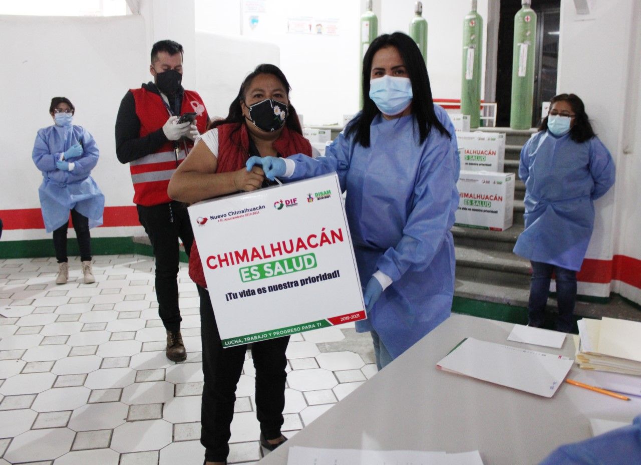 DIF Chimalhuacán amplía entrega concentradores y tanques de oxígeno