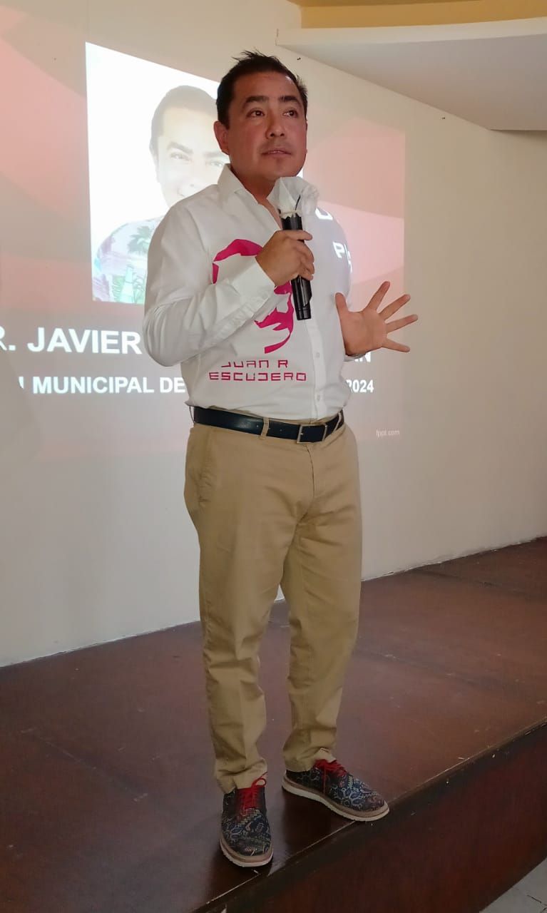 Anuncia Javier Solorio su registro como aspirante a la alcadía de Acapulco
