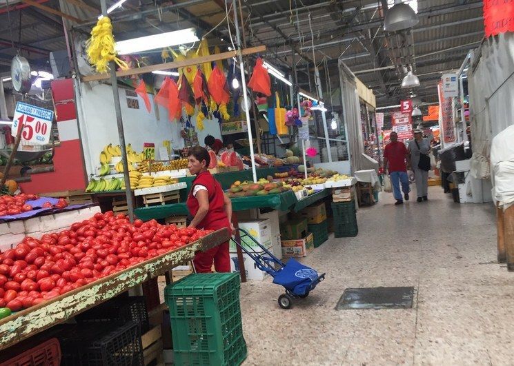 Locatarios del mercado de Zihuatanejo cierran un día a la semana
