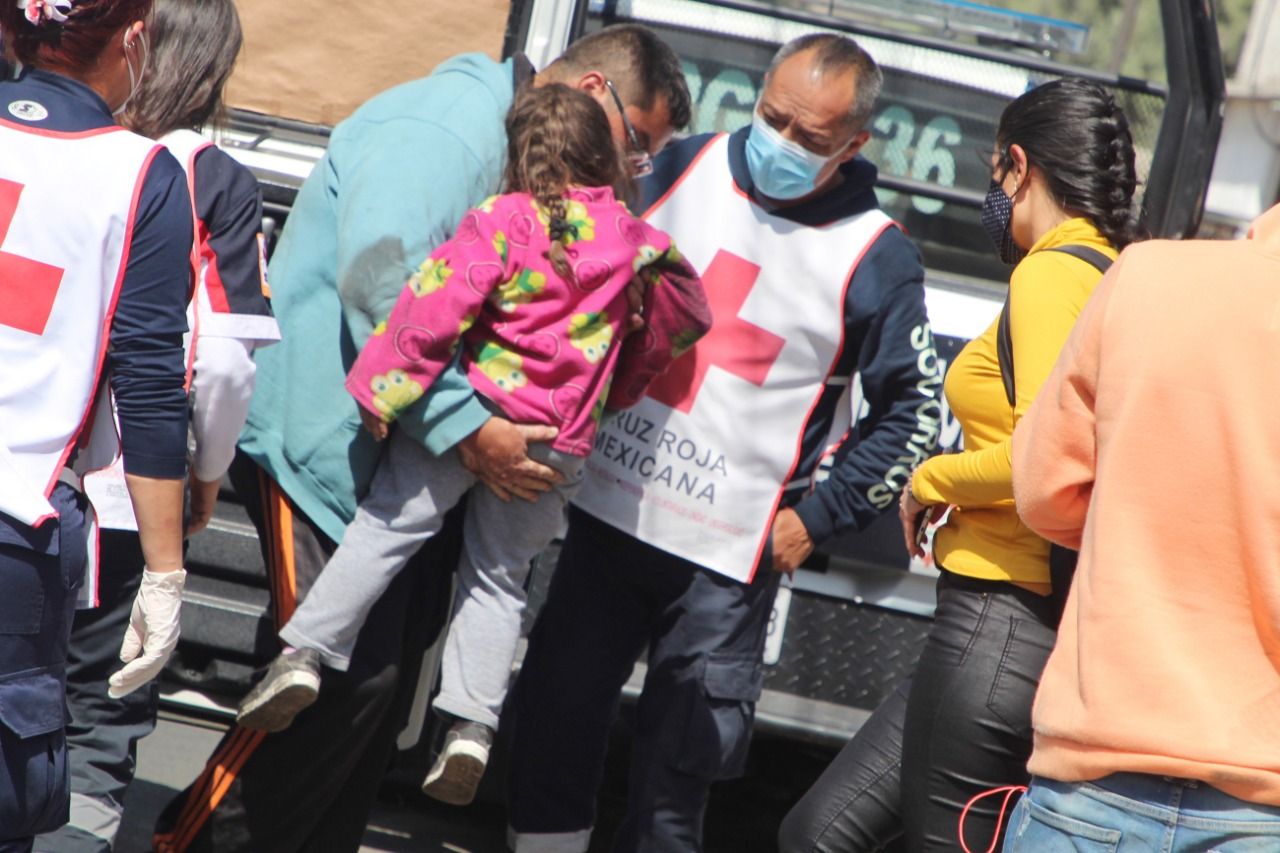 Servidores #públicos de Ecatepec ayudan a la detención de #conductor que arrolló a una #familia en esta población del edomex 