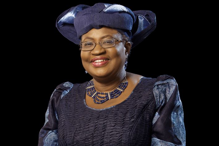 Ngozi Okonjo-Iweala se convierte en nueva directora general de la OMC; es la primera mujer en el cargo

