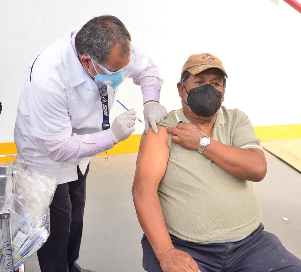 Secretario de Salud del Edomex afirmó que se encuentra garantizada la vacunación de los ecatepequenses de la tercera edad