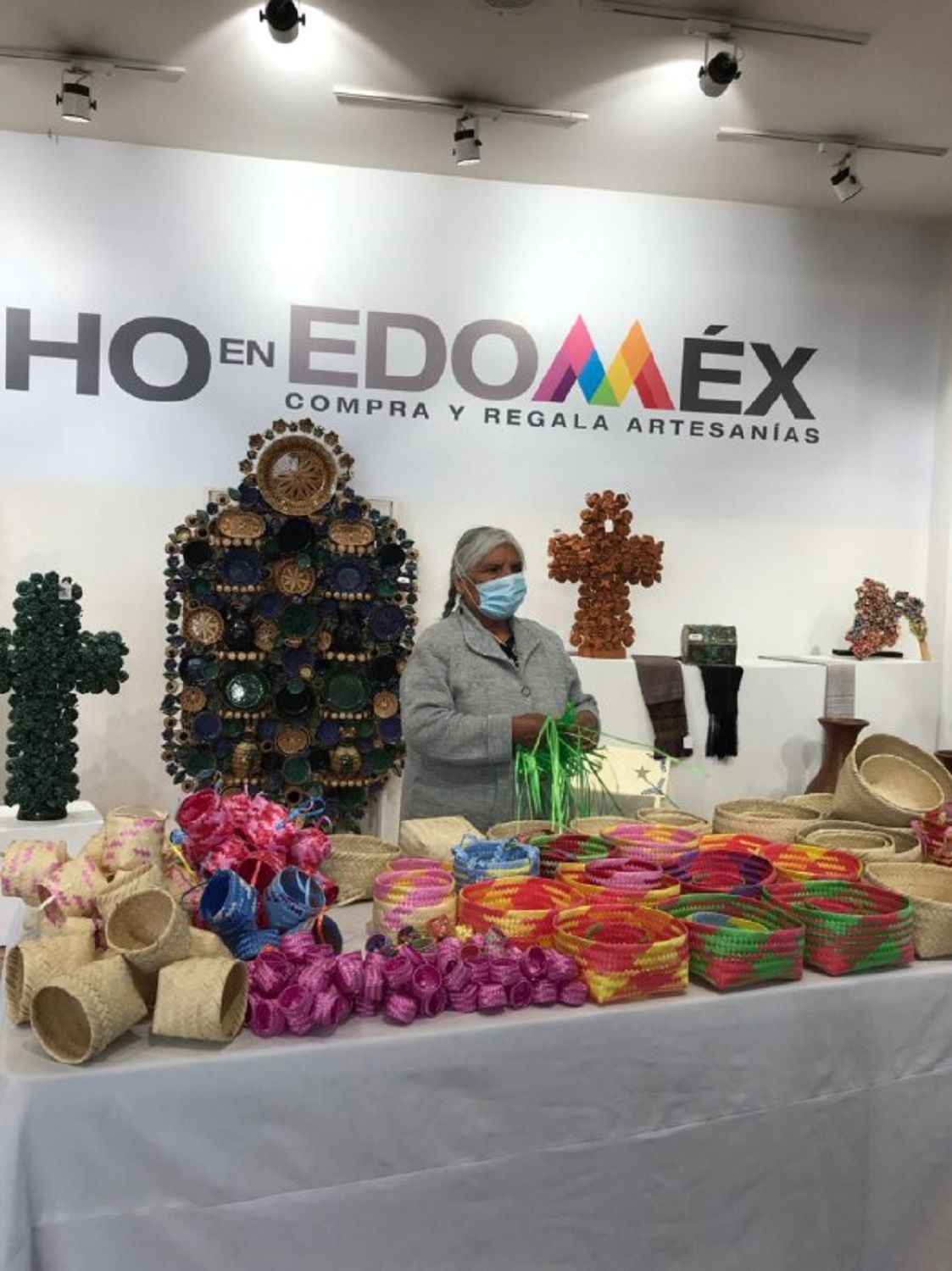 Cuenta Edomex con ocho tiendas casart que apoyan a la venta de productos artesanales en la entidad 
 