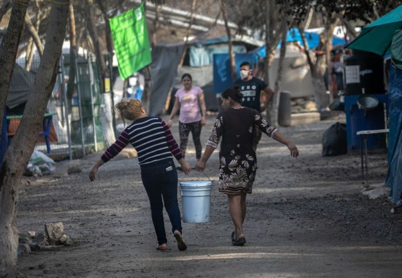 Primer grupo de 25 migrantes del campamento Matamoros en México cruzará a Estados Unidos
