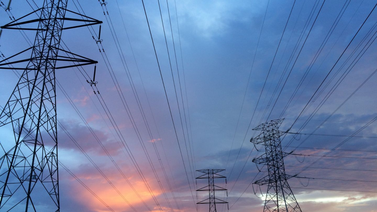 Reforma a la Ley de la Industria Eléctrica recuperará la soberanía energética, subraya Ricardo Monreal 