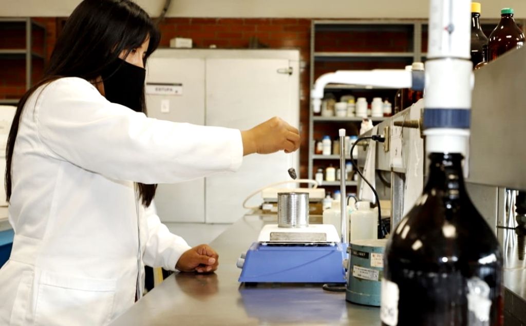El GEM ofrece a productores del campo servicio de laboratorio de fitopatología, Suelos y Agua