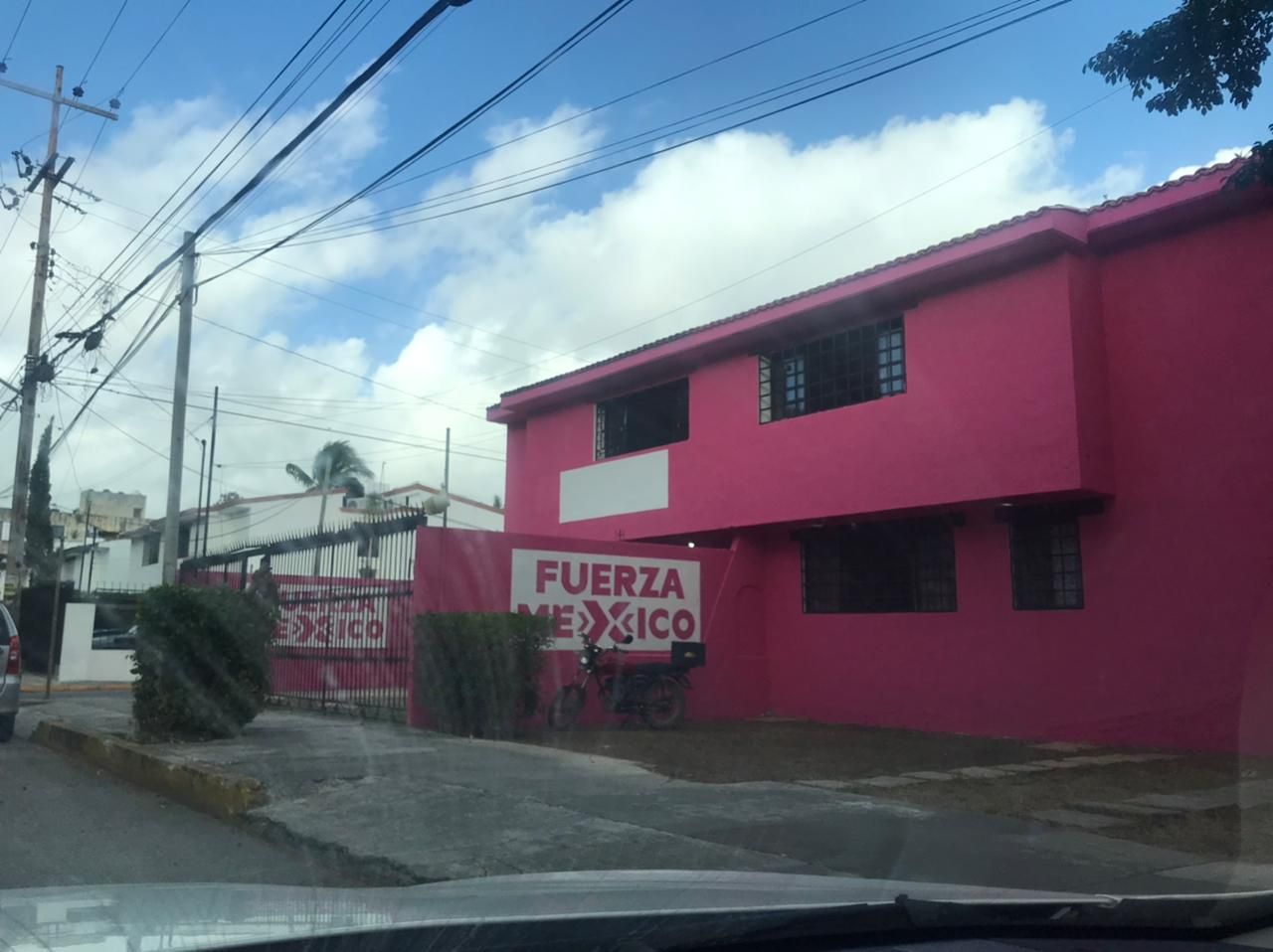 Mella el prestigio de respetado candidato de Cancún obra irregular de su casa de campaña a sus espaldas


