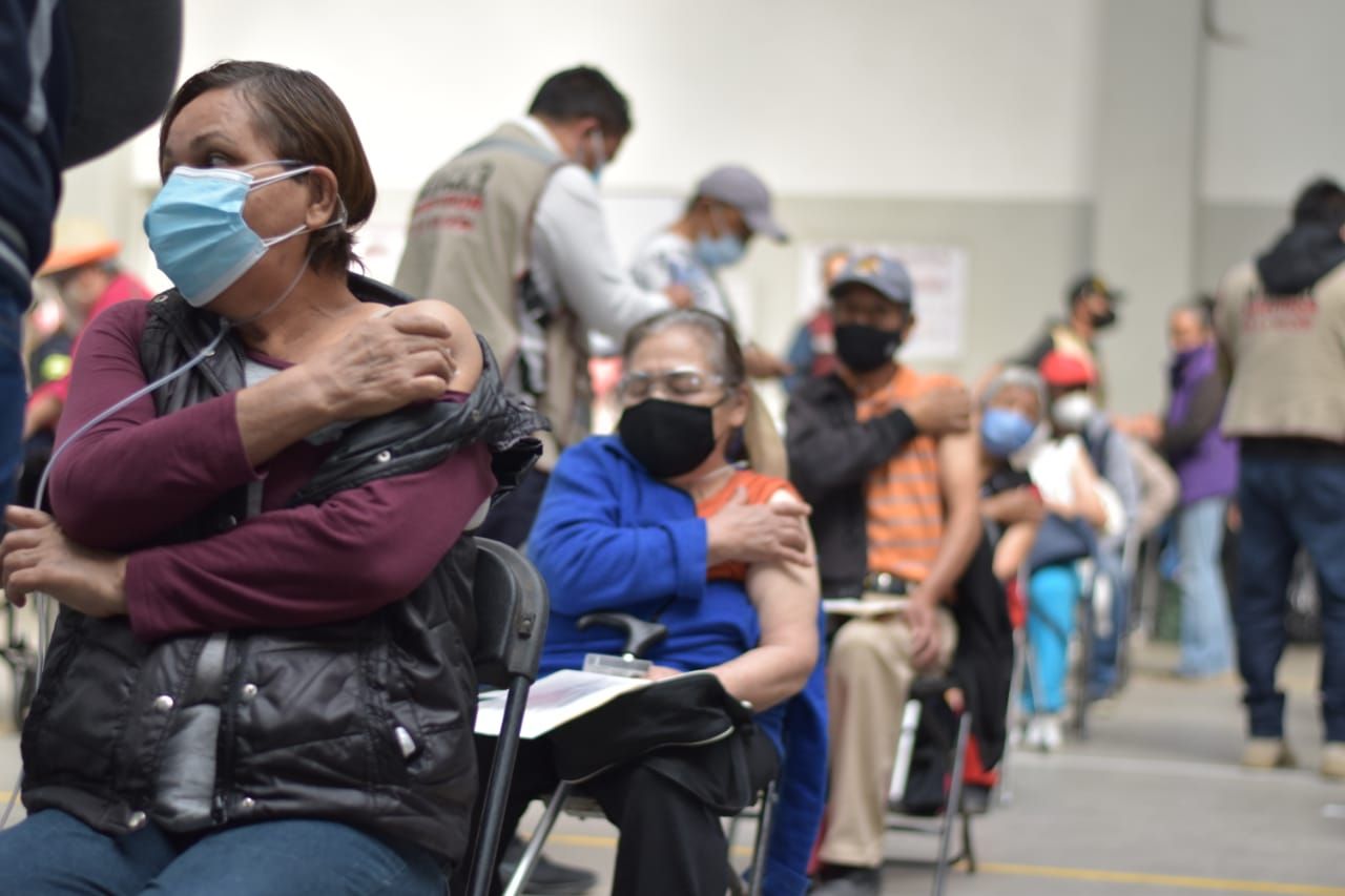 Este lunes #inicia la aplicación de la segunda dosis de la #vacuna contra el Covid-19 a #adultos mayores de Ecatepec 