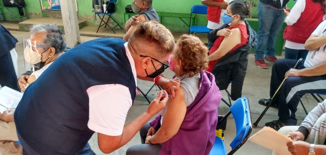 Arranca programa de vacunación contra COVID-19 en Chimalhuacán