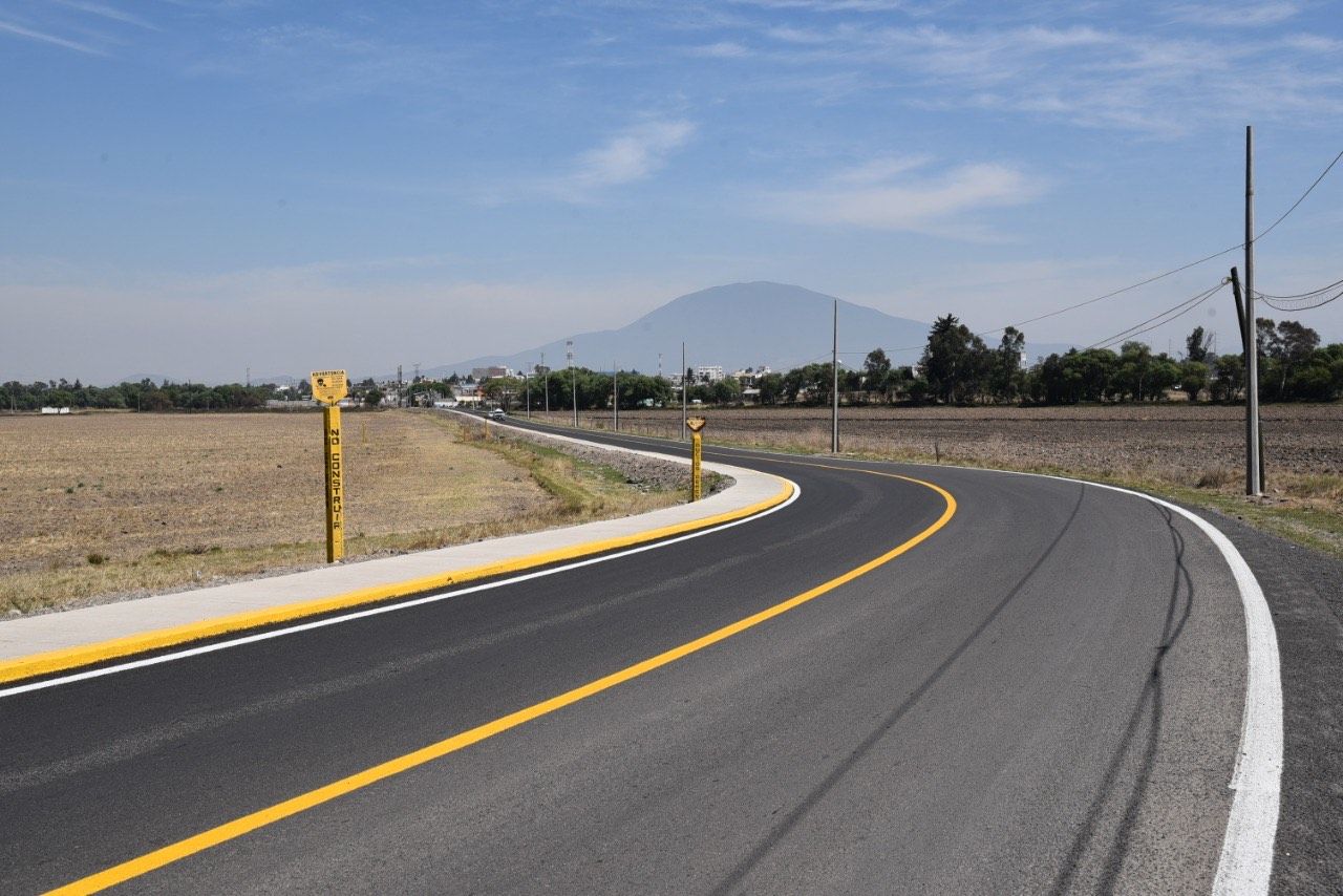 Fortalece GEM infraestructura carretera en Ixtlahuaca 