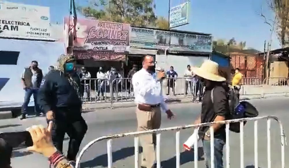 Detuvieron ilegalmente estatales a manifestante que se oponía a tala de árboles (VIDEO)
