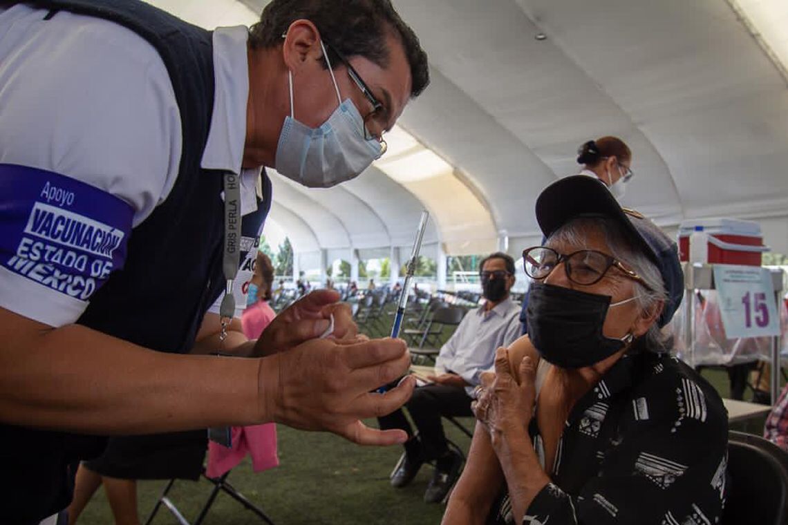 Chalco cierra su primer día de vacunación con 11 mil 650 dosis aplicadas