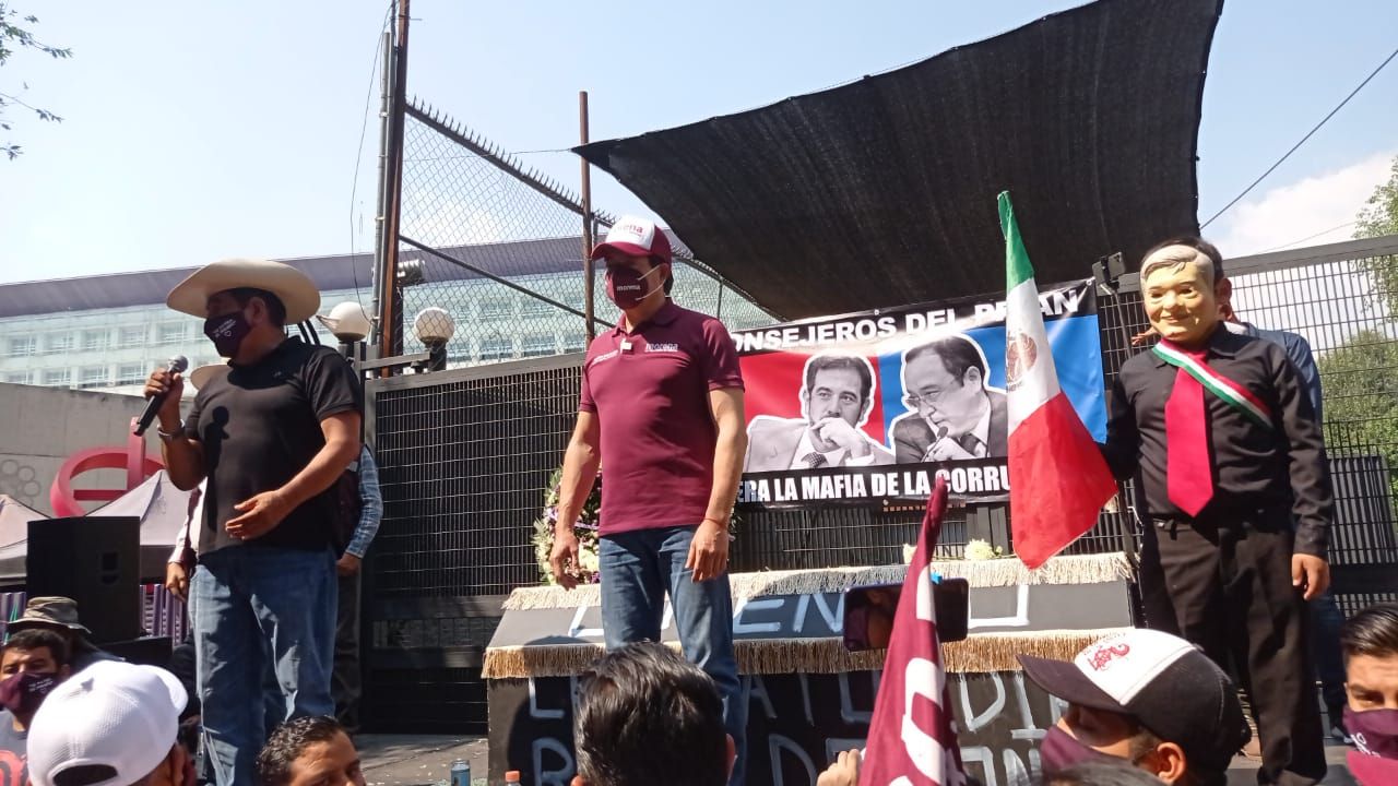 ’Lencho te fuiste’; celebran en México el funeral del INE