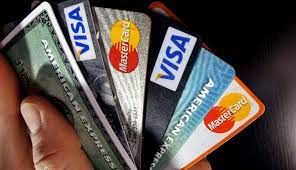 Cancelan mexicanos 1.6 millones de tarjetas de crédito 