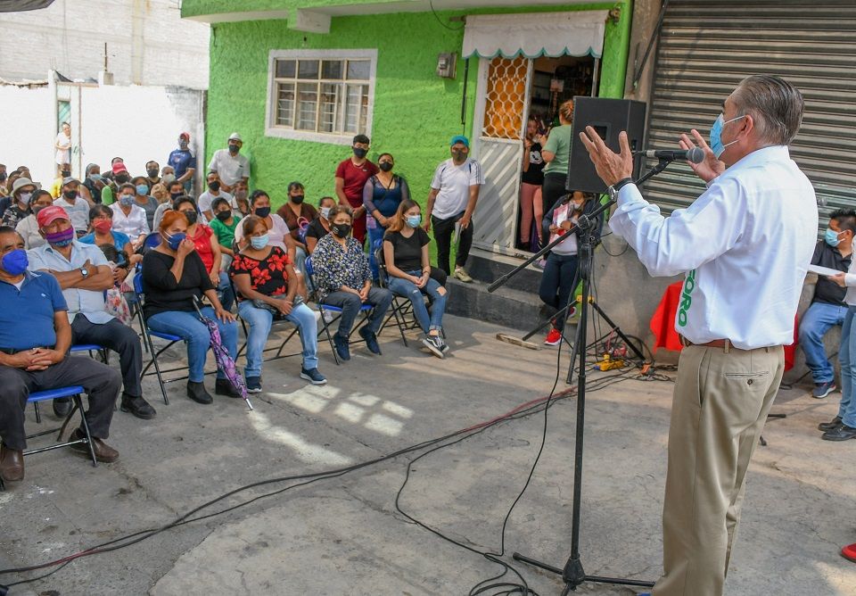 García Carreón se compromete a fortalecer la obra pública